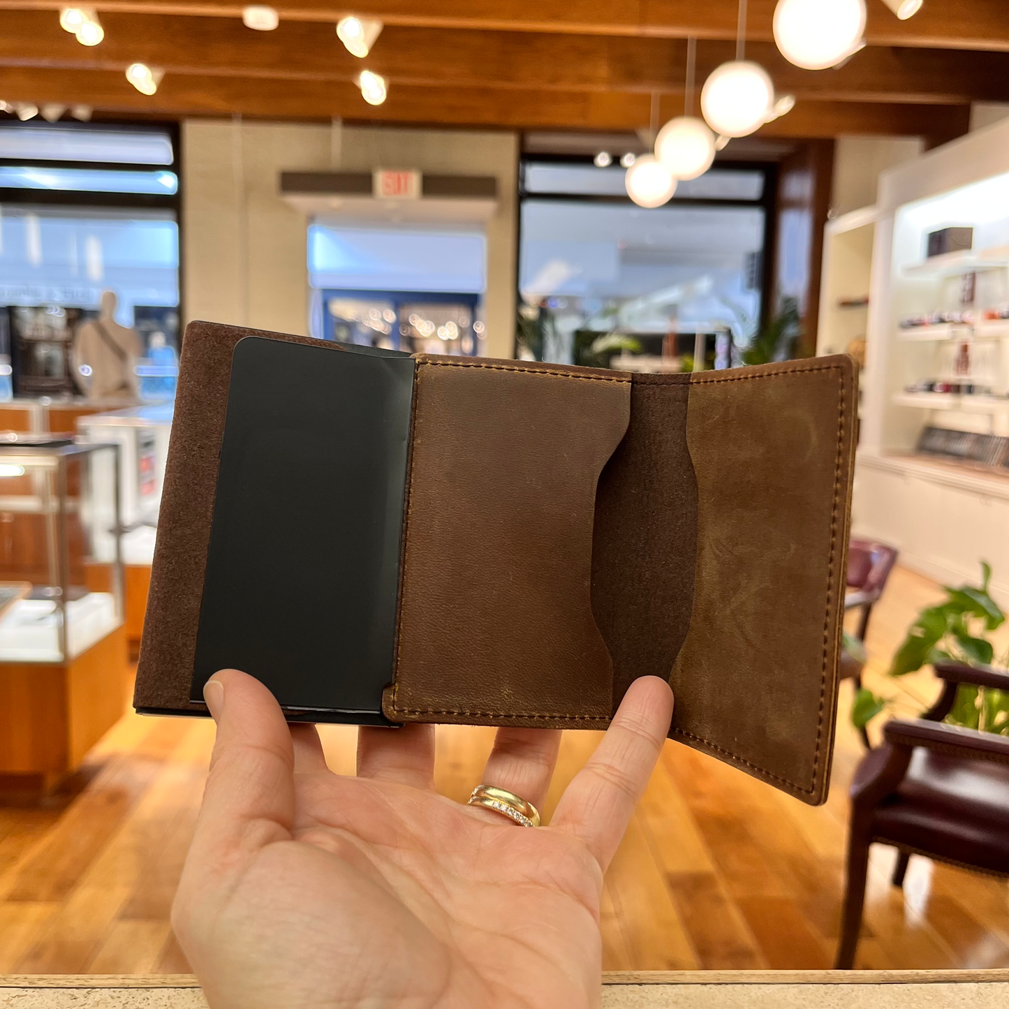 Mechanical AirTag Wallet